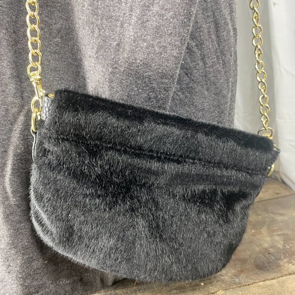 A New Day Black Pony Hair Faux Fur Small Purse Gold Chain Strap Easy Close Lock - Picture 1 of 6